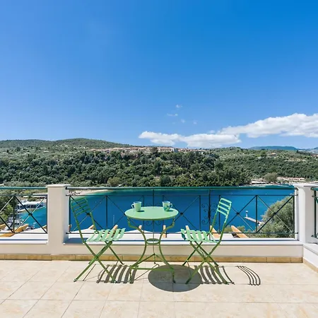 Alex Meganisi - Luxury With Private Pool, Seaviews, Closeby Villa