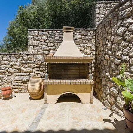 Alex Meganisi - Luxury With Private Pool, Seaviews, Closeby Villa *