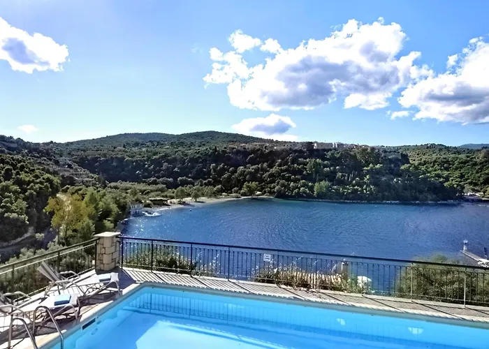 Alex - Luxury With Private Pool, Seaviews, Closeby Villa *