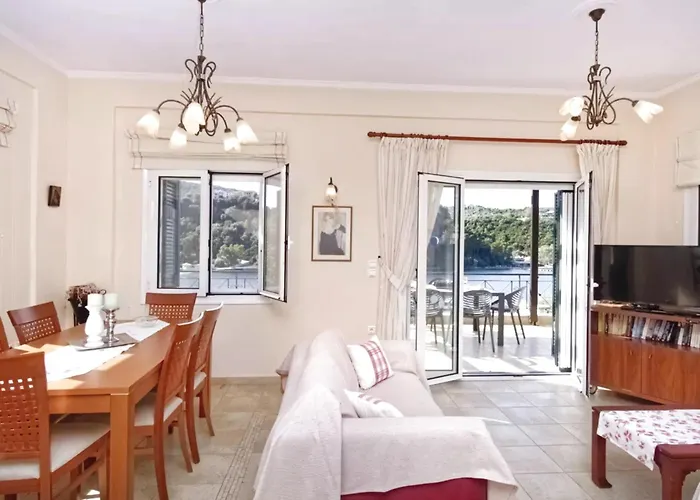 Villa Alex - Luxury With Private Pool, Seaviews, Closeby