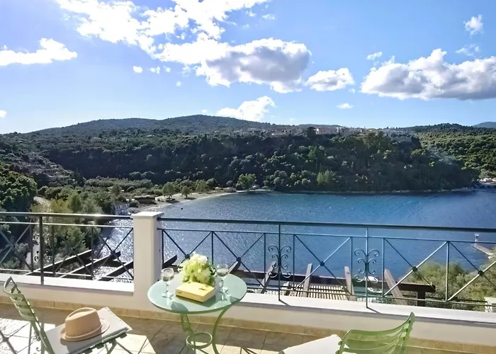 Alex - Luxury With Private Pool, Seaviews, Closeby * Meganisi