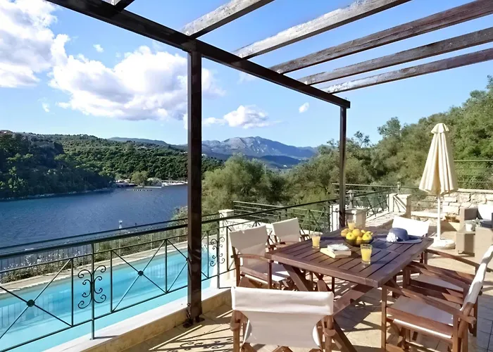 Alex - Luxury With Private Pool, Seaviews, Closeby Villa